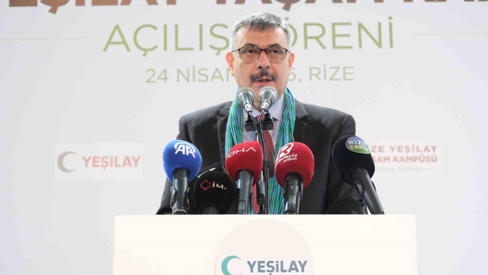 Bakan Çiftçi: "Bağımlılık yalnızca bireyleri ilgilendiren bir zafiyet değil, aynı zamanda toplumsal bir meseledir"
