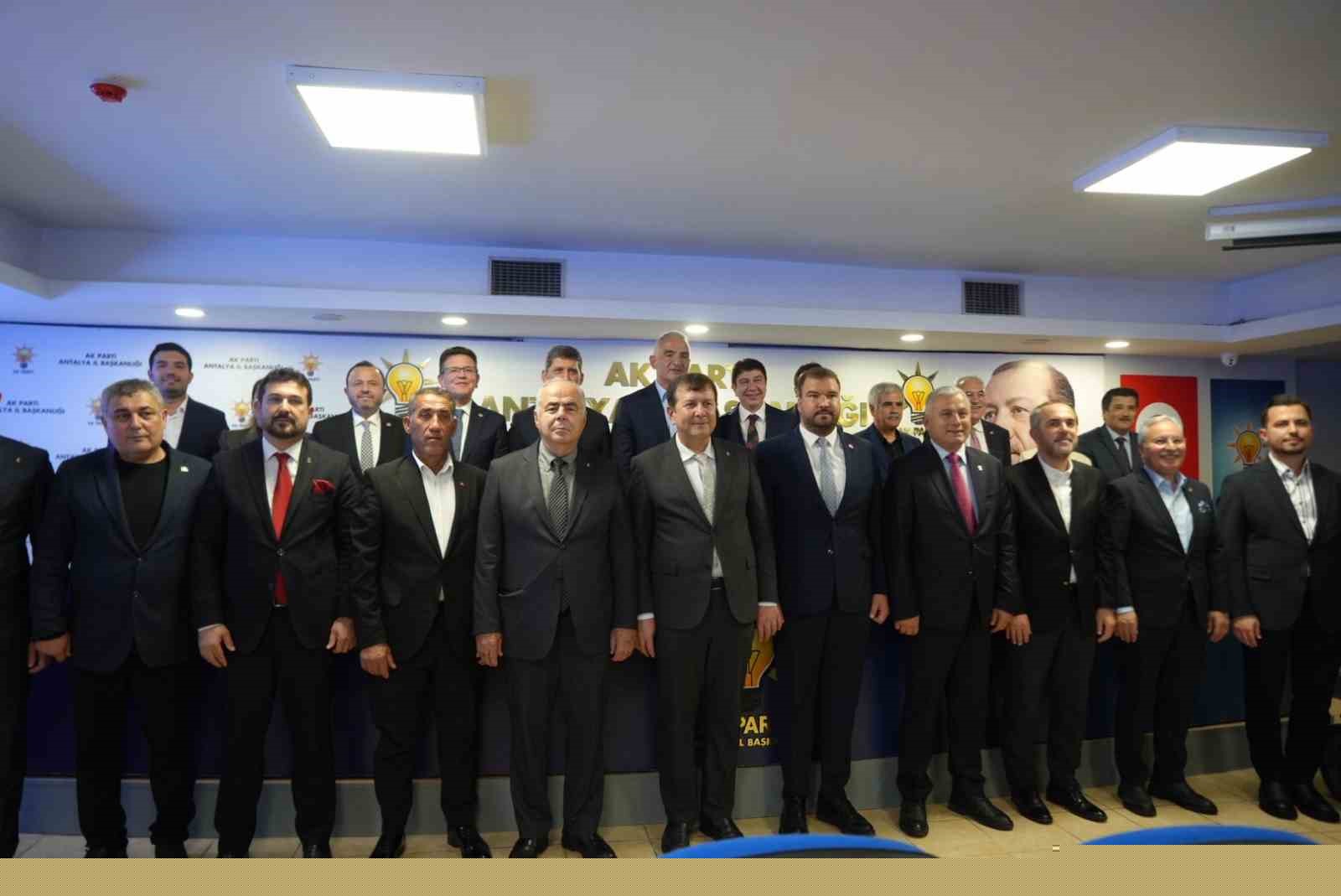 Bakan Ersoy: "2026 yılı sonunda ücretsiz halk plajı sayısı 23’e çıkacak"
Bakan Ersoy: "2026 yılı sonunda ücretsiz halk plajı sayısı 23’e çıkacak"
