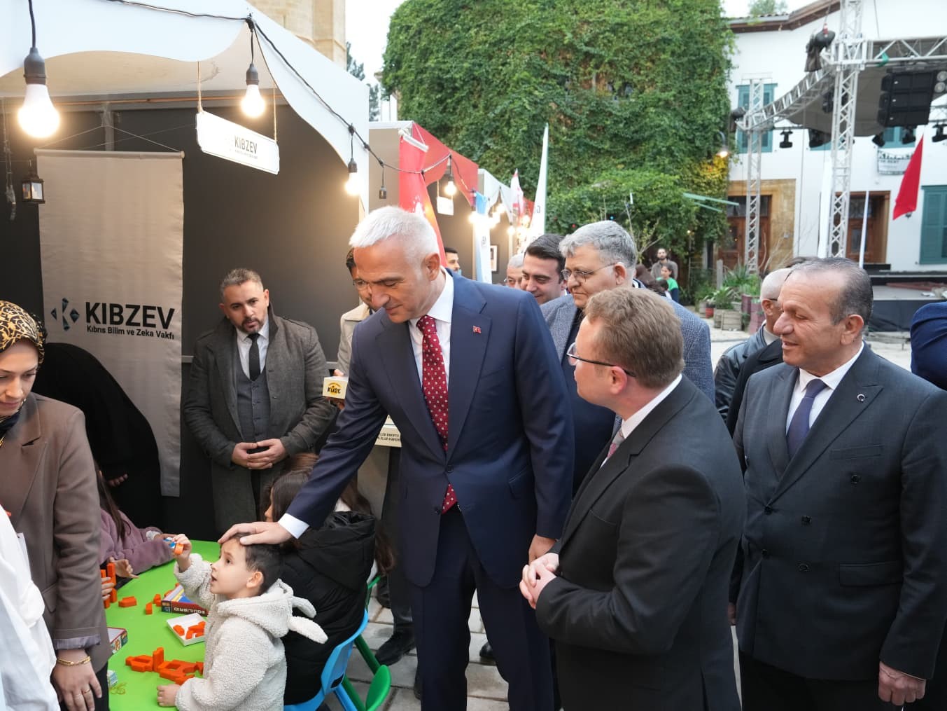 Bakan Ersoy: "KKTC’nin haklı davasında bir milim dahi geri adım atmayız"
