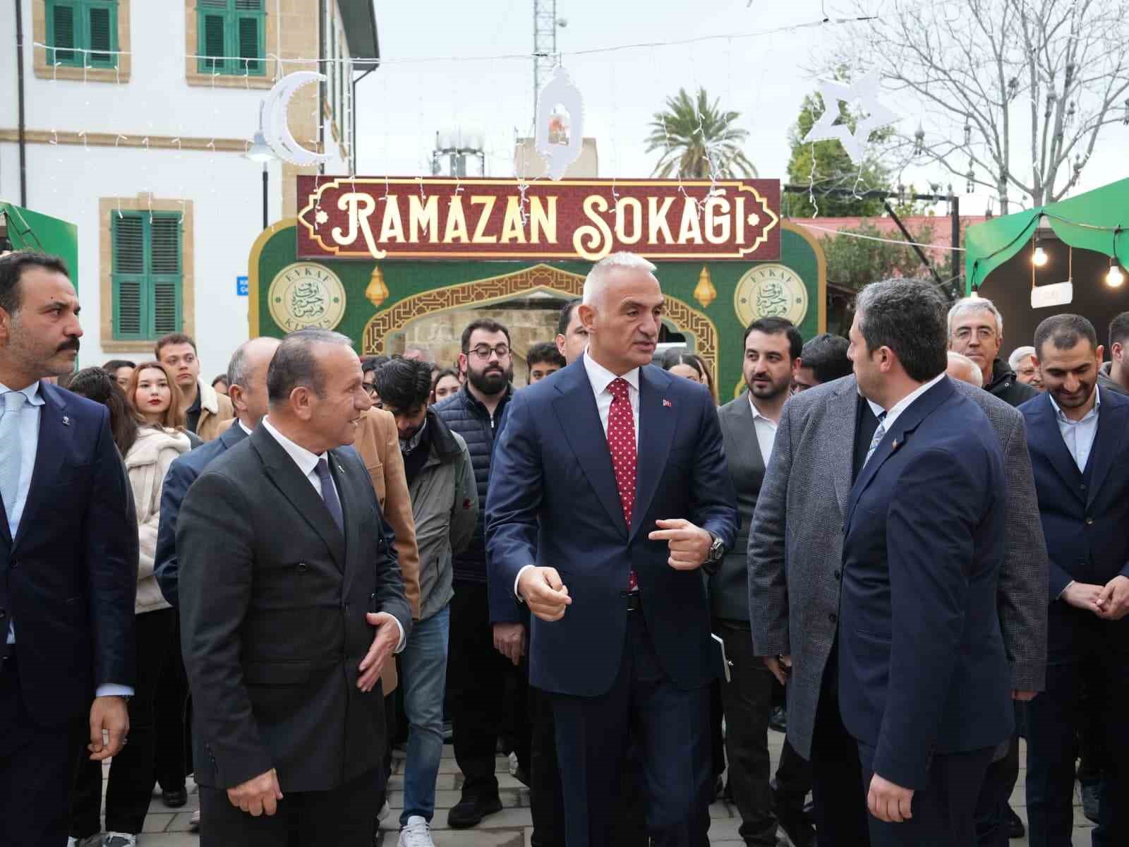 Bakan Ersoy: "KKTC’nin haklı davasında bir milim dahi geri adım atmayız"
