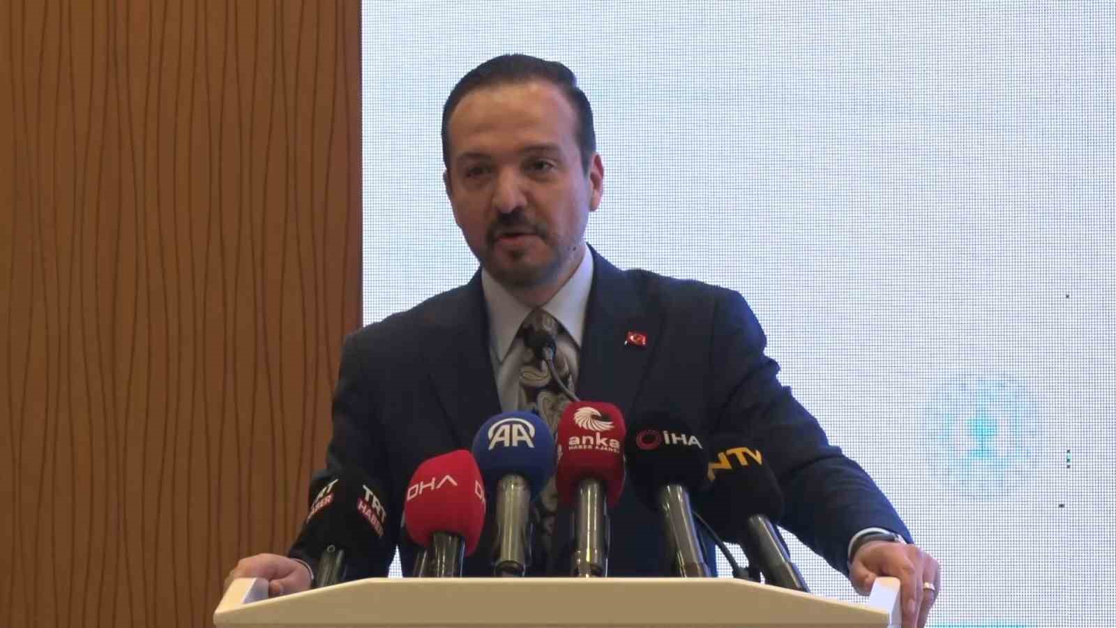 Bakan Ersoy: "Turizm sahasında gelirlerimizi 2017 yılına kıyasla yüzde 109 artırdık"
