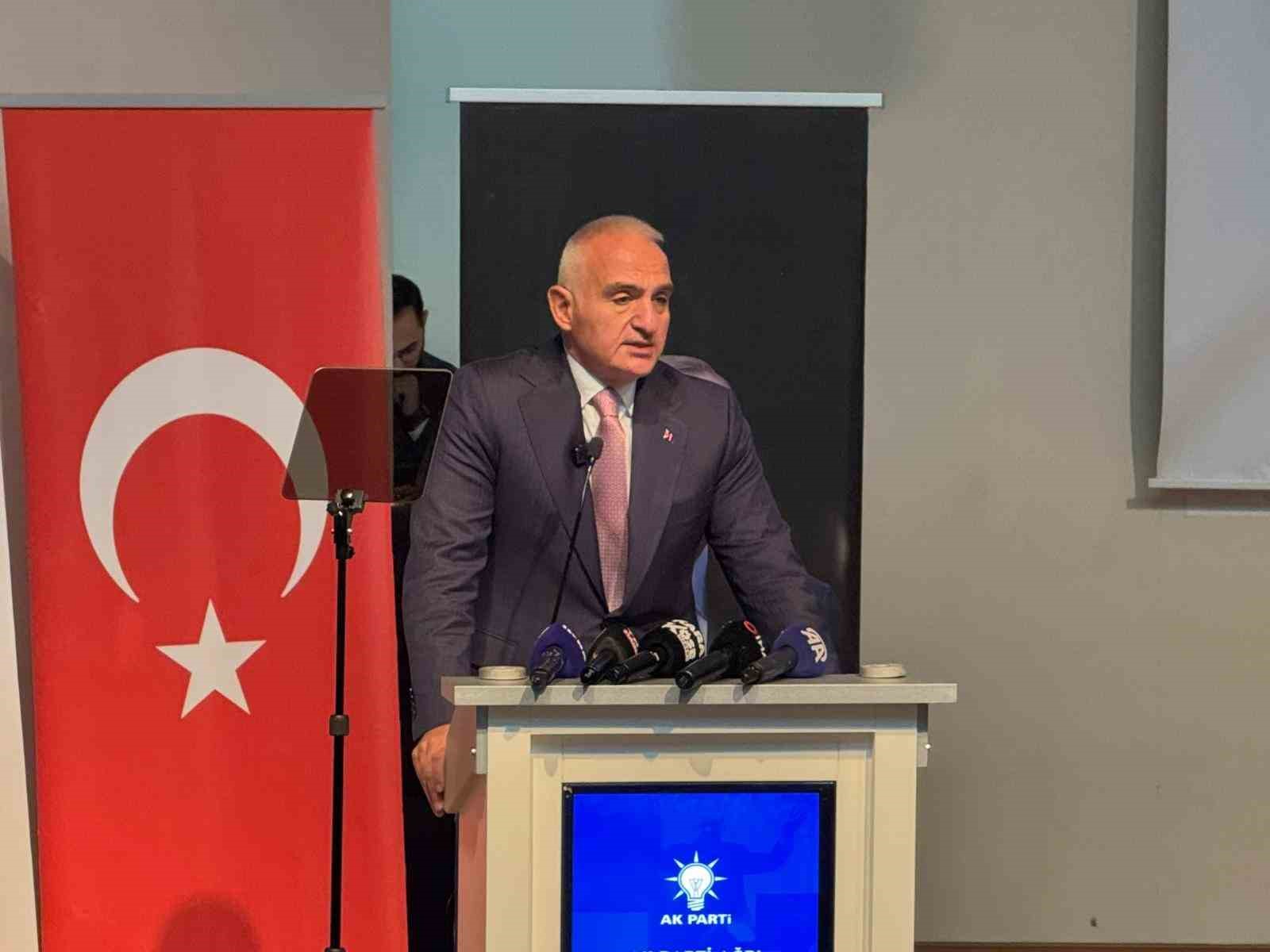 Bakan Ersoy: "Türkiye’de kültür ve turizm alanında tarihi rekorlar kırıyoruz"
