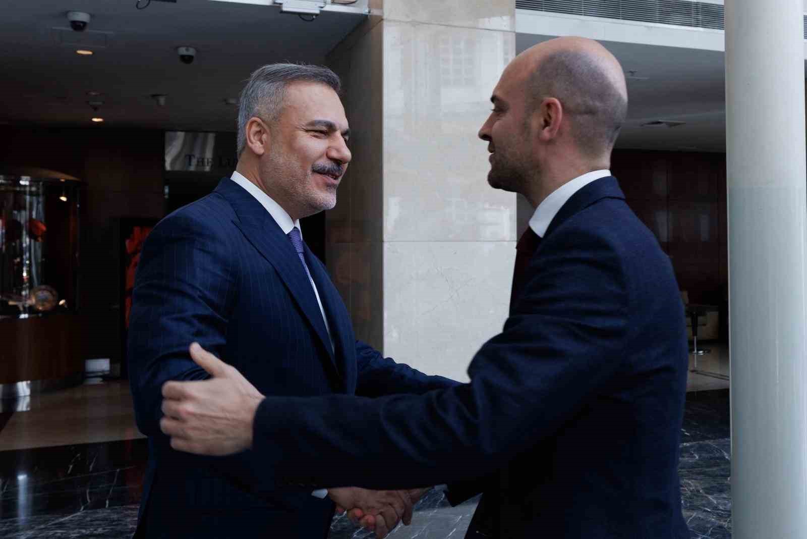 Bakan Fidan, Fransız mevkidaşı Barrot ile görüştü
