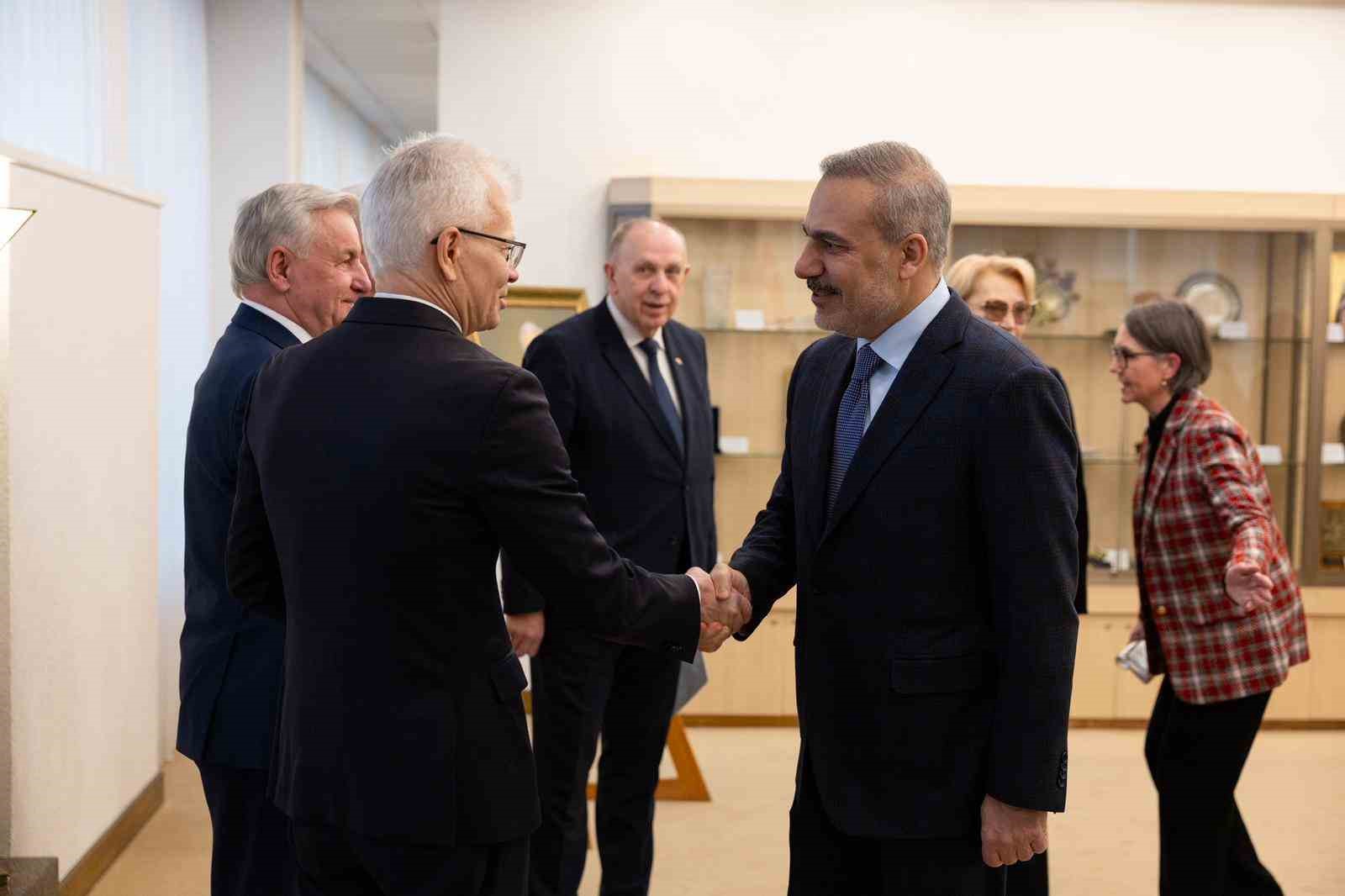Bakan Fidan, Litvanya Meclis Başkan Yardımcısı Budbergyt ile görüştü
