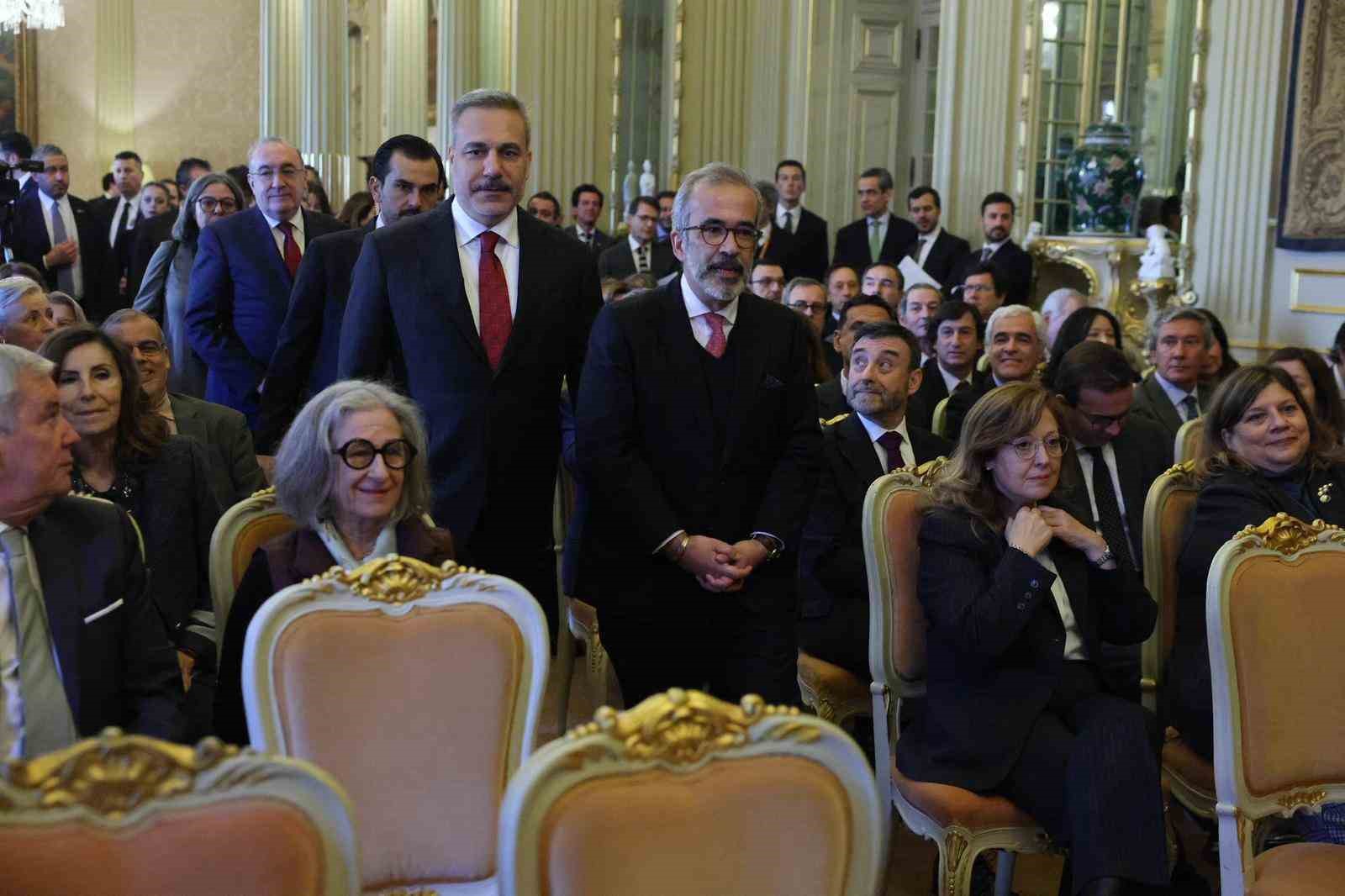 Bakan Fidan, Lizbon’da Büyükelçiler Konferansı’nda hitap etti
