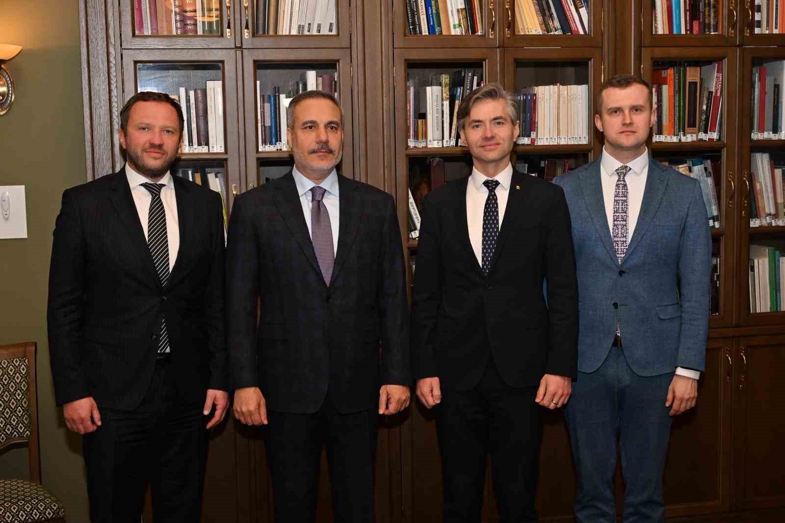 Bakan Fidan, Türkiye-Baltıklar Dışişleri Bakanları Toplantısı’na katıldı
