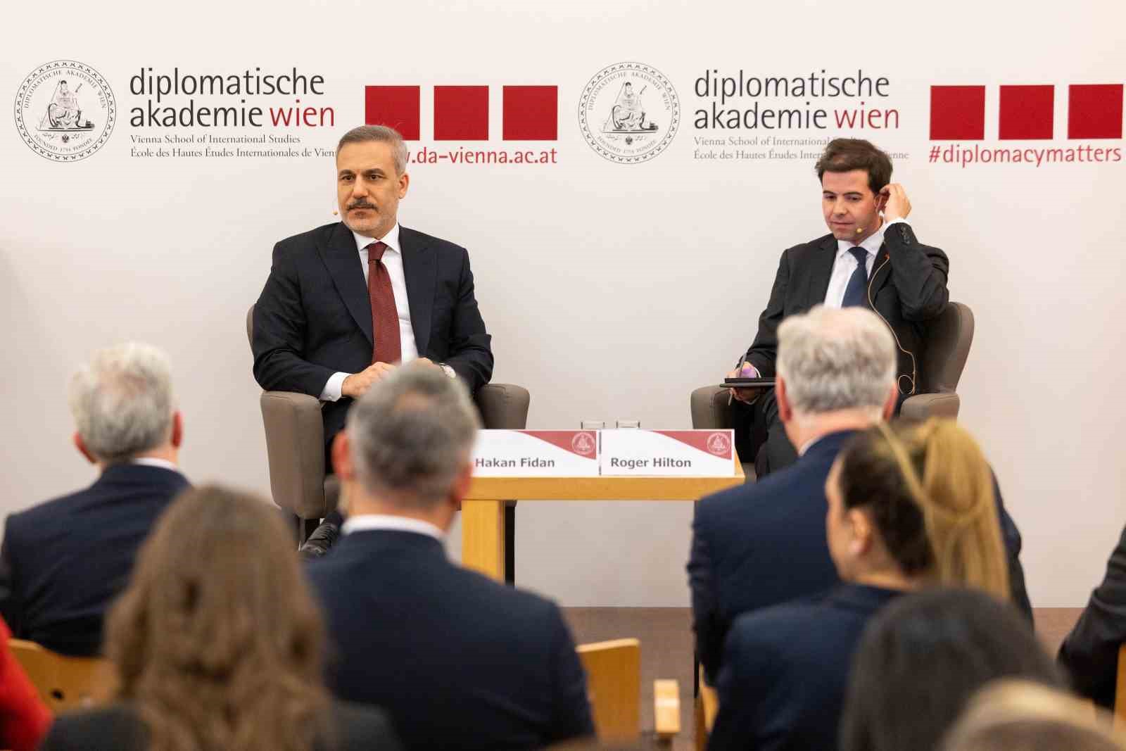 Bakan Fidan, Viyana Diplomasi Akademisi’nde düzenlenen konferansa katıldı
