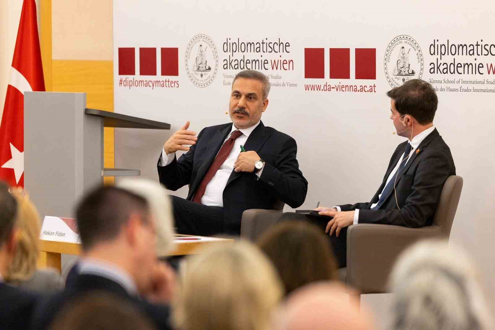 Bakan Fidan, Viyana Diplomasi Akademisi’nde düzenlenen konferansa katıldı
