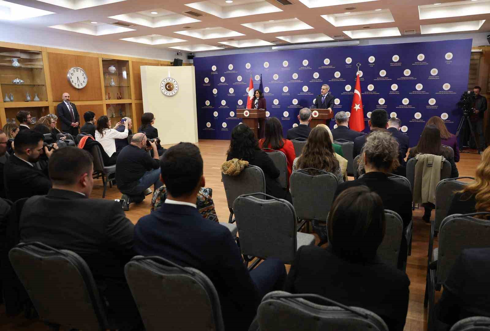 Bakan Fidan: "Yarından itibaren bölge ziyaretine çıkıyorum"
