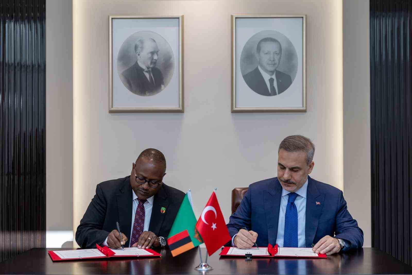 Bakan Fidan, Zambiya Dışişleri Bakanı Haimbe ile bir araya geldi
