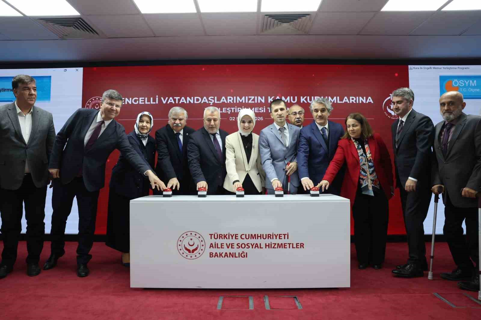 Bakan Göktaş açıkladı: EKPSS üzerinden bin 573 engelli vatandaş kamu kurumlarına yerleştirildi
Bakan Göktaş açıkladı: EKPSS üzerinden bin 573 engelli vatandaş kamu kurumlarına yerleştirildi