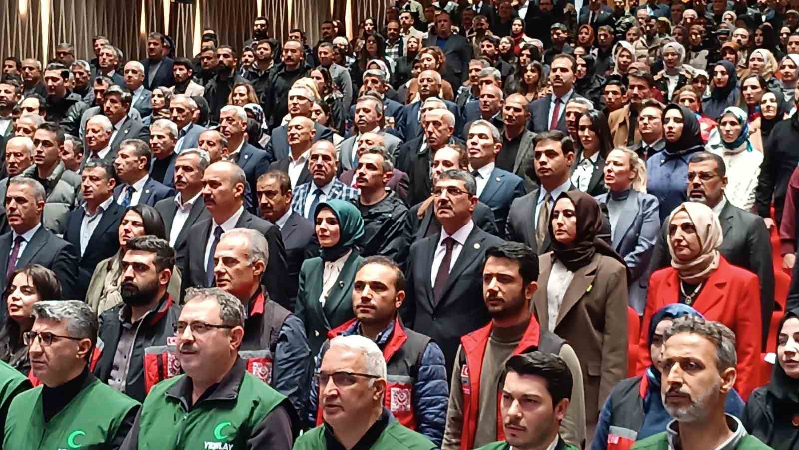 Bakan Göktaş: "Bağımlılıkla mücadelede aileyi merkeze alan yeni bir dönem başlatıyoruz"
