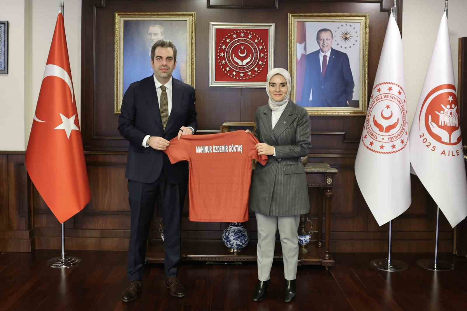 Bakan Göktaş: "Çocuklarımızın ve gençlerimizin potansiyellerini en iyi şekilde keşfetmelerine katkı sağlamayı sürdüreceğiz"
