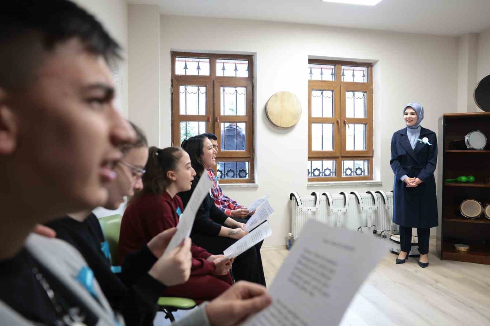 Bakan Göktaş: "Erken müdahale otizmli bireylerimiz için hayati önem taşıyor"
