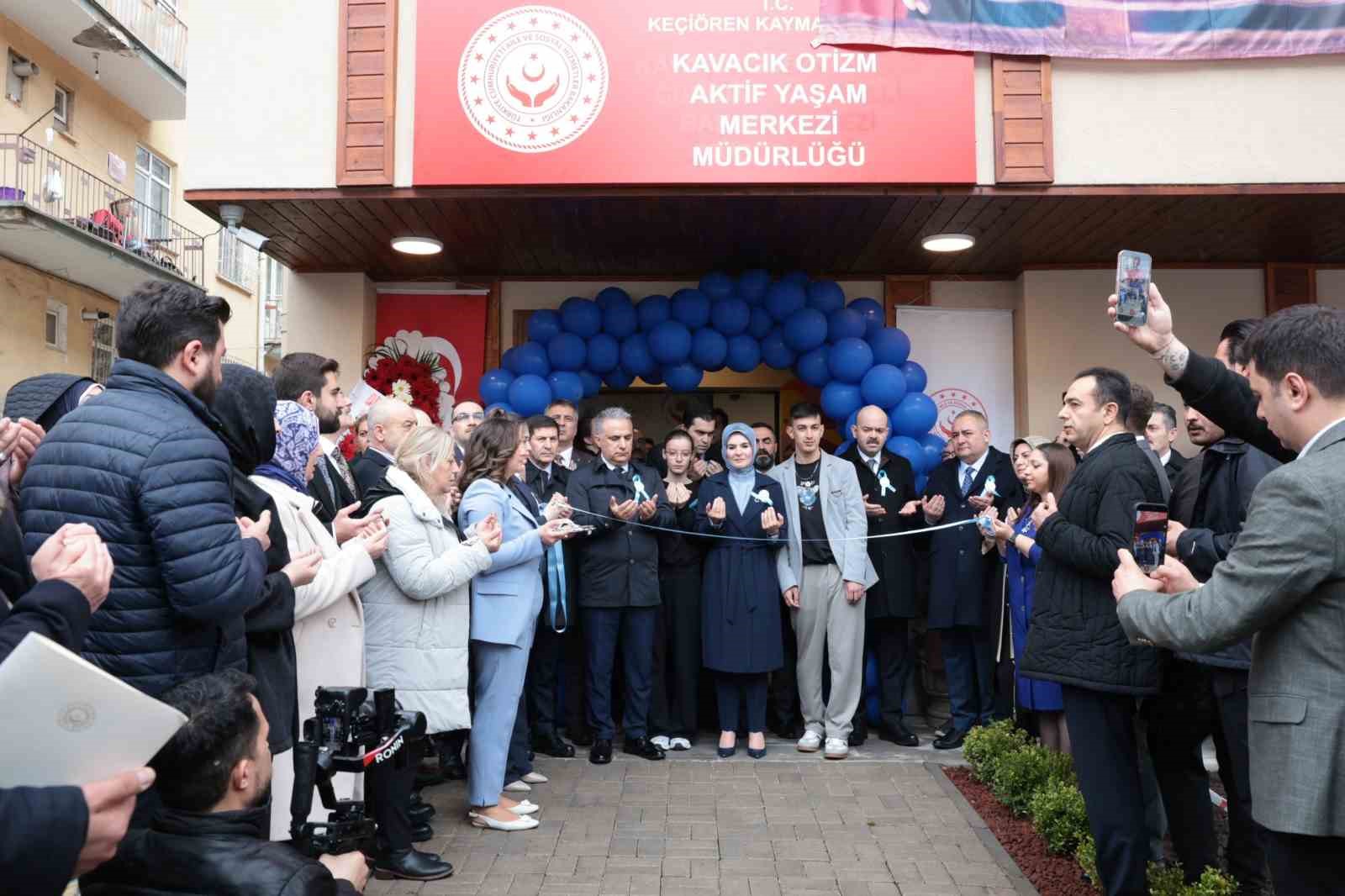 Bakan Göktaş: "Erken müdahale otizmli bireylerimiz için hayati önem taşıyor"
