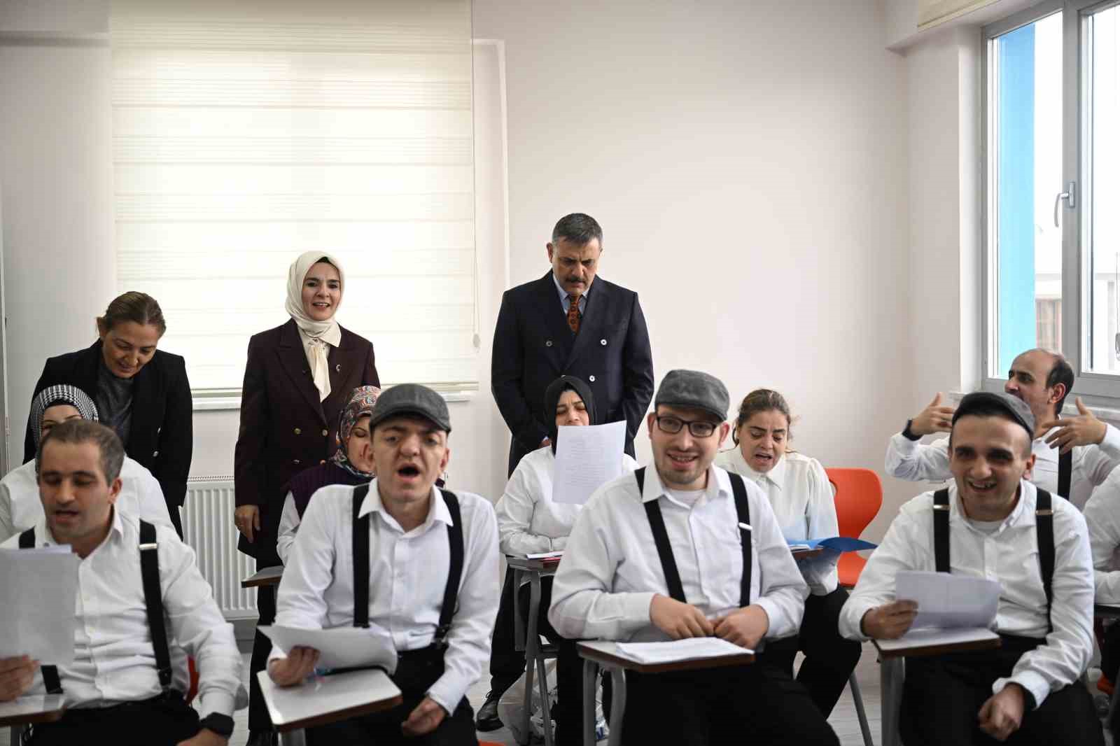 Bakan Göktaş, Erzurum’da Engelli Aktif Yaşam Merkezi’nin açılışını yaptı
