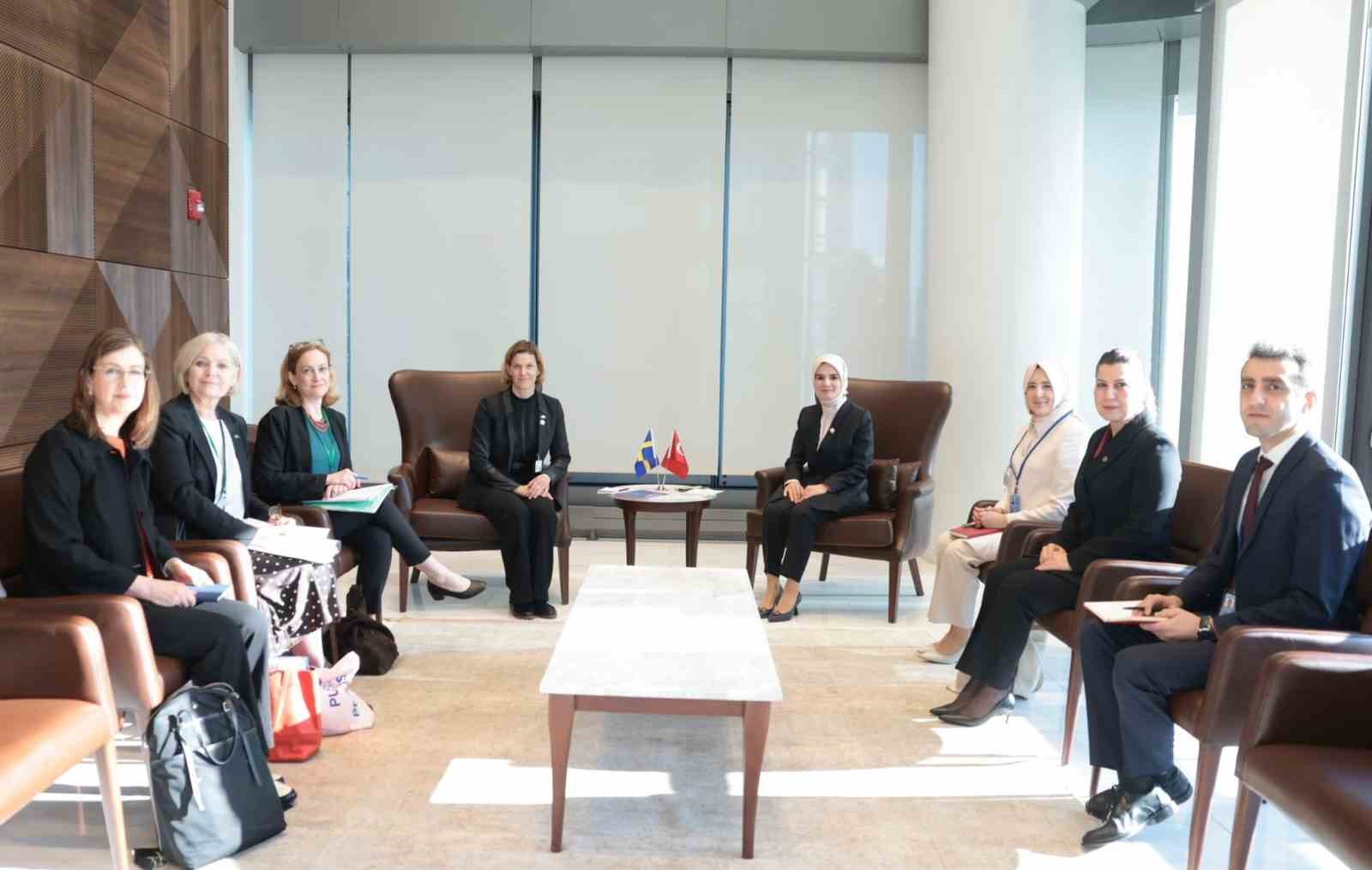 Bakan Göktaş, İsveç, Moldova ve Gambiyalı bakanlar ile UN Women temsilcisiyle bir araya geldi
