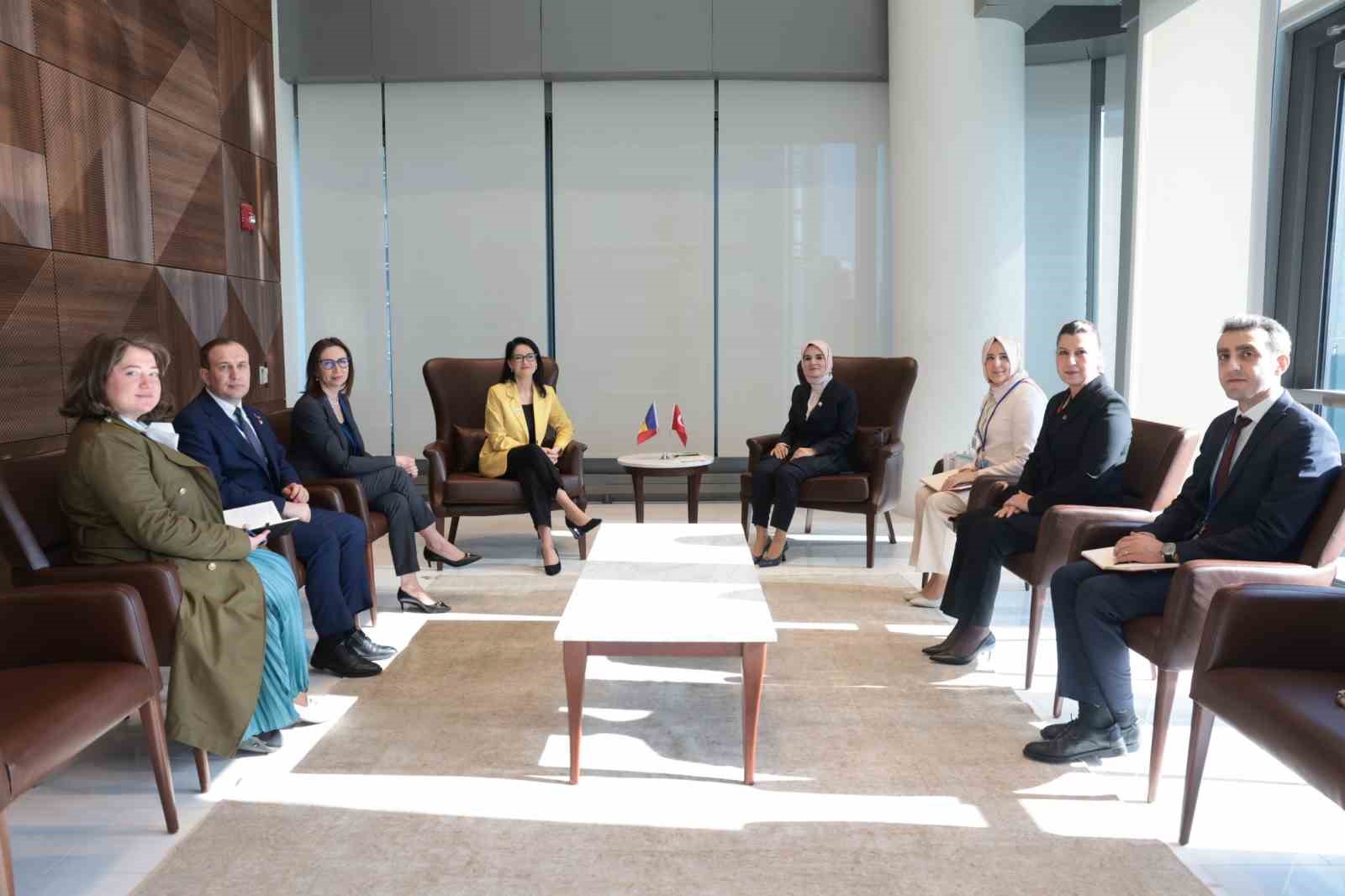 Bakan Göktaş, İsveç, Moldova ve Gambiyalı bakanlar ile UN Women temsilcisiyle bir araya geldi
