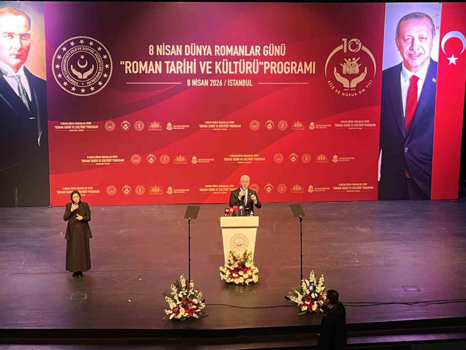 Bakan Göktaş: "Romanların yoğun yaşadığı 22 ilde bugüne kadar toplam 6 bin 720 konut yaparak vatandaşlarımıza teslim ettik"
