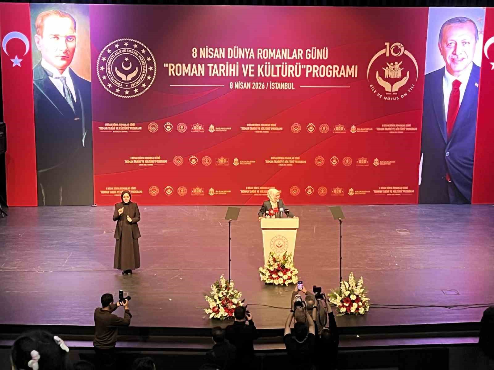 Bakan Göktaş: "Romanların yoğun yaşadığı 22 ilde bugüne kadar toplam 6 bin 720 konut yaparak vatandaşlarımıza teslim ettik"
