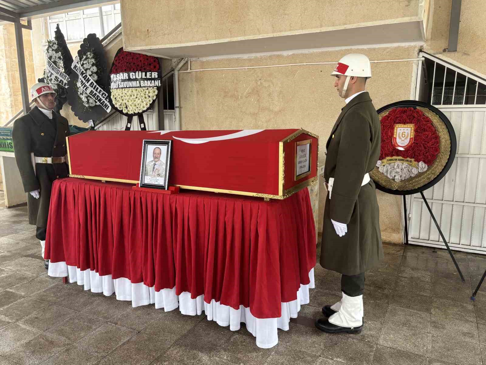 Bakan Güler, Kilis’te Kıbrıs Gazisi’nin cenazesine katıldı
