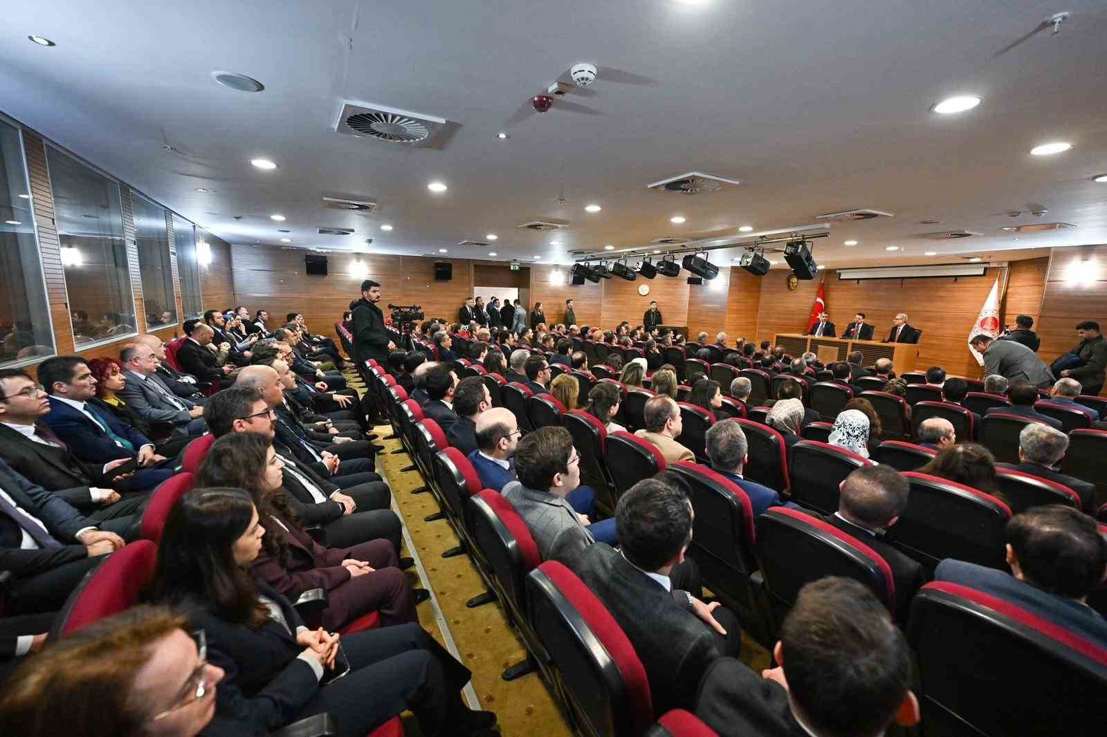 Bakan Gürlek: "Adalet güçlüden yana algısını hep birlikte kıracağız"
