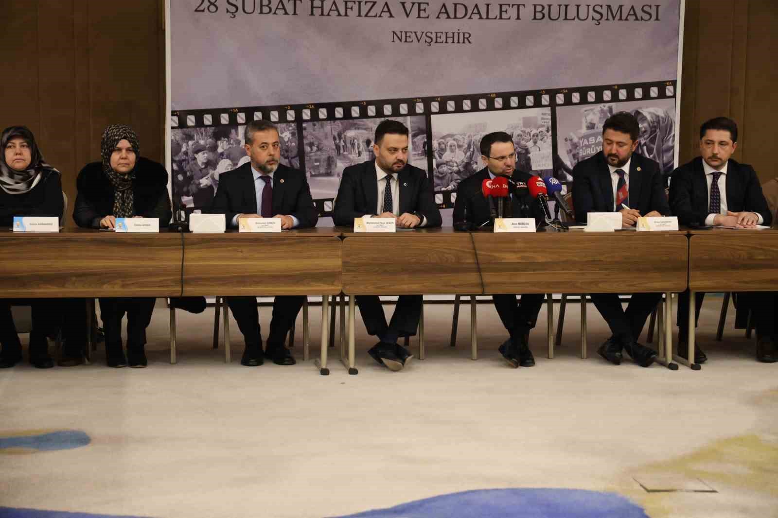 Bakan Gürlek, Nevşehir’de 28 Şubat mağdurlarıyla buluştu
