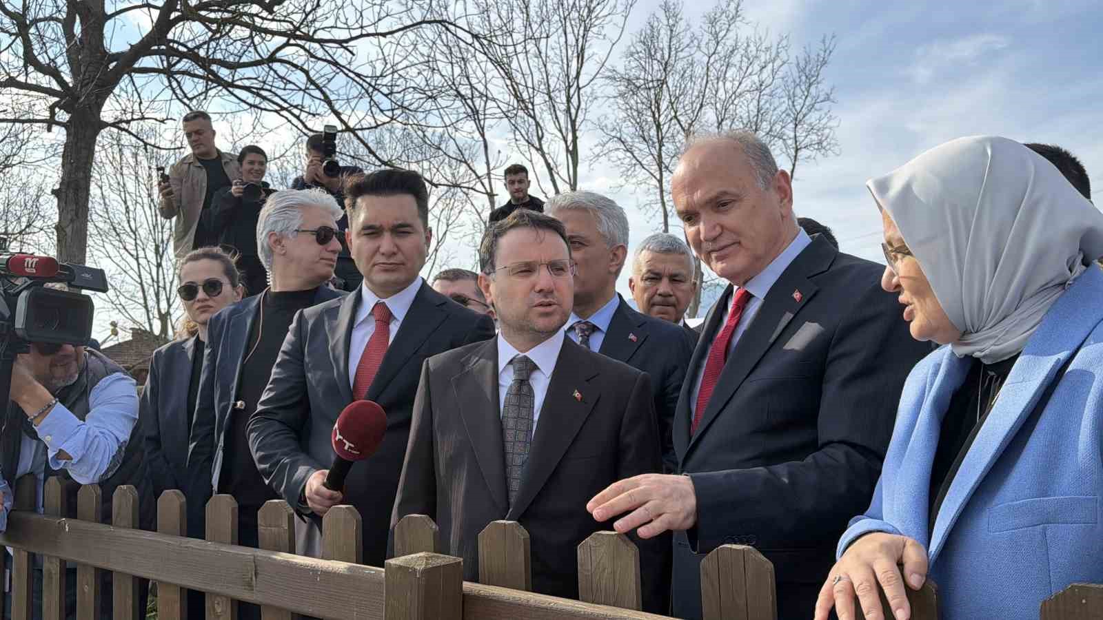 Bakan Gürlek, Prusias Ad Hypium Antik Kenti’ne hayran kaldı
