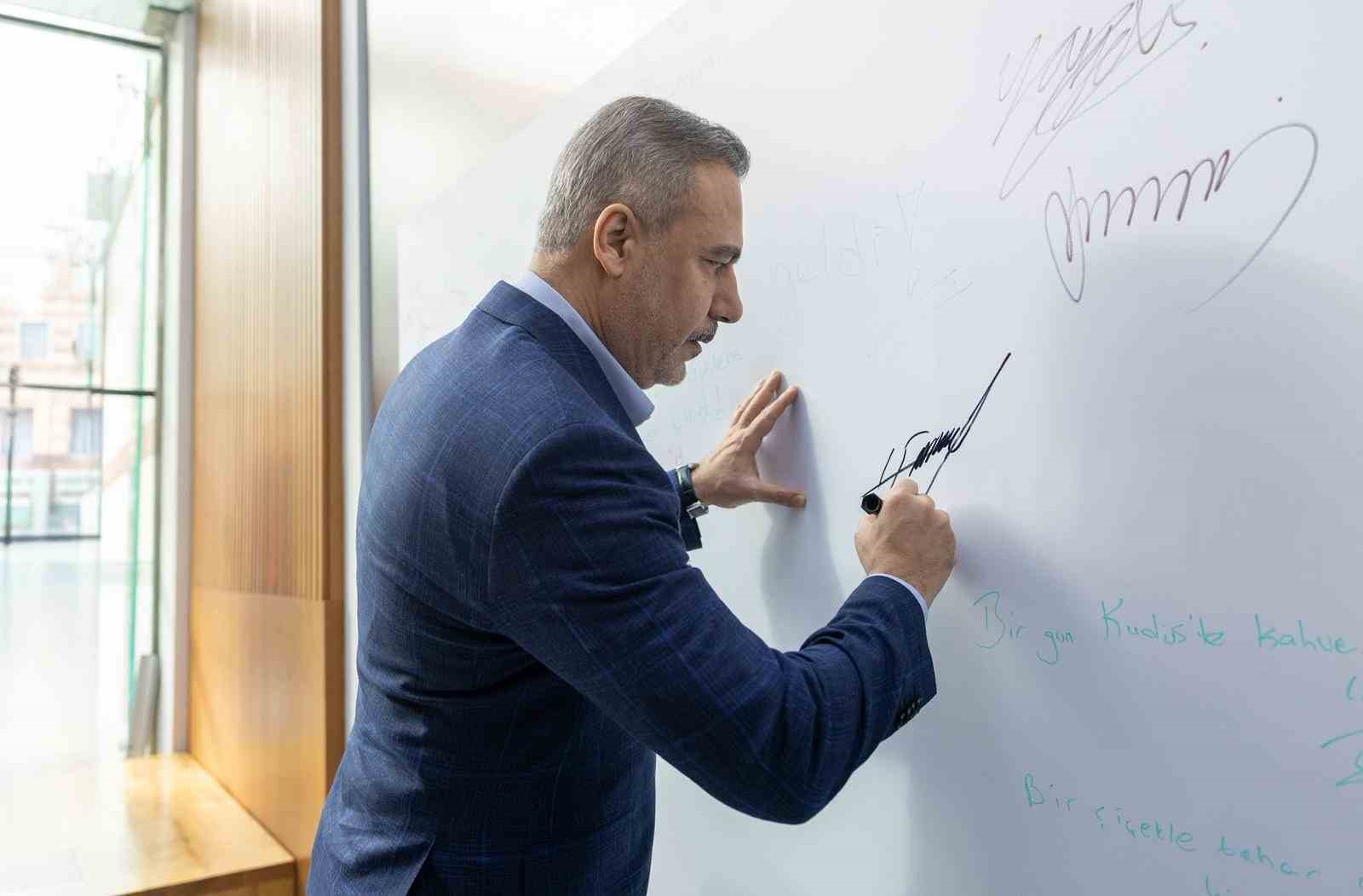 Bakan Hakan Fidan: "Eyleme ihtiyacımız olduğu kadar bilgiye, öğrenmeye, tecrübe aktarımına da ihtiyacımız var"
