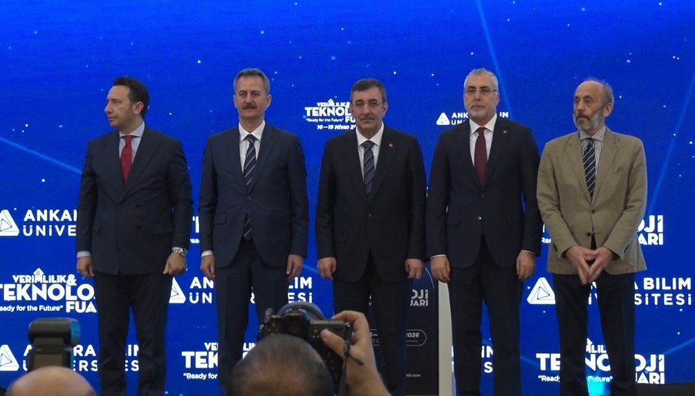 Bakan Işıkhan: "Değişen iş gücü piyasalarına uyum sağlamak için beceri geliştirme programlarına büyük önem veriyoruz"
