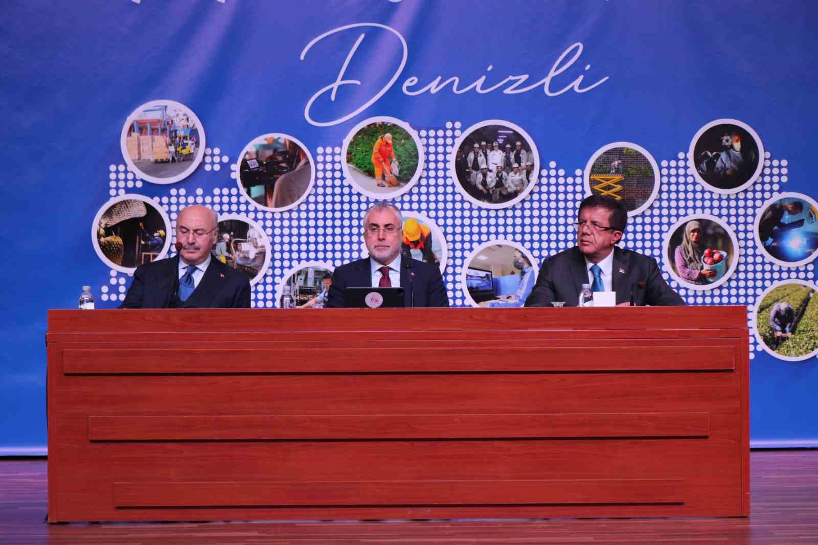 Bakan Işıkhan, gençleri heyecanlandıran müjdeleri ardı ardına verdi
