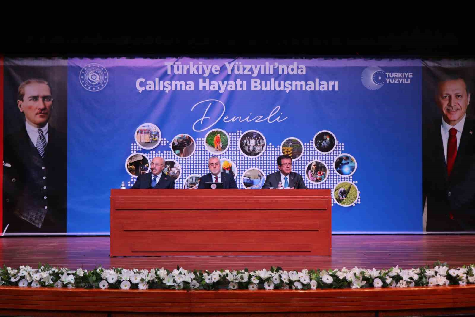 Bakan Işıkhan, gençleri heyecanlandıran müjdeleri ardı ardına verdi
