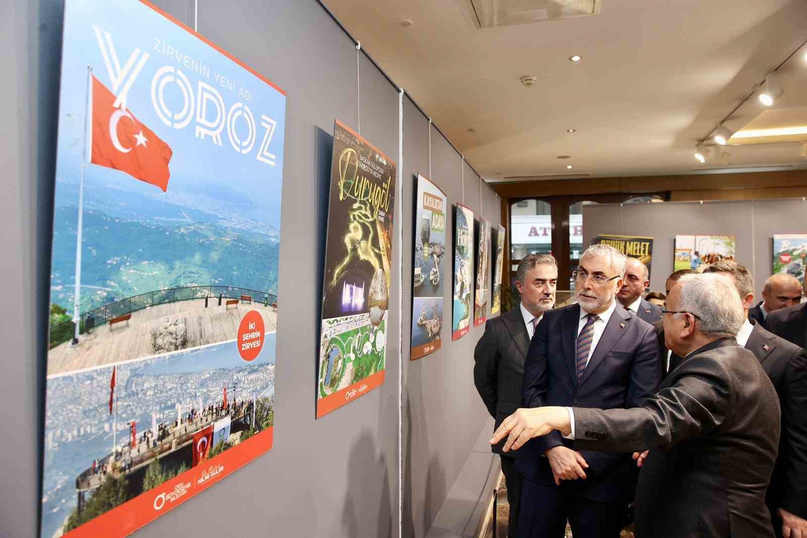 Bakan Işıkhan, Ordu Büyükşehir Belediyesini ziyaret etti
