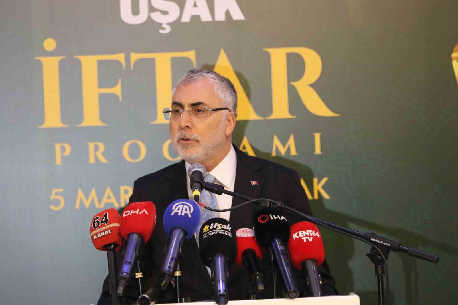 Bakan Işıkhan: "Türkiye olarak, sulhun ve sağ duyunun hakim olduğu bir diplomasi ortamının tesisi için çalışmaya devam edeceğiz"
