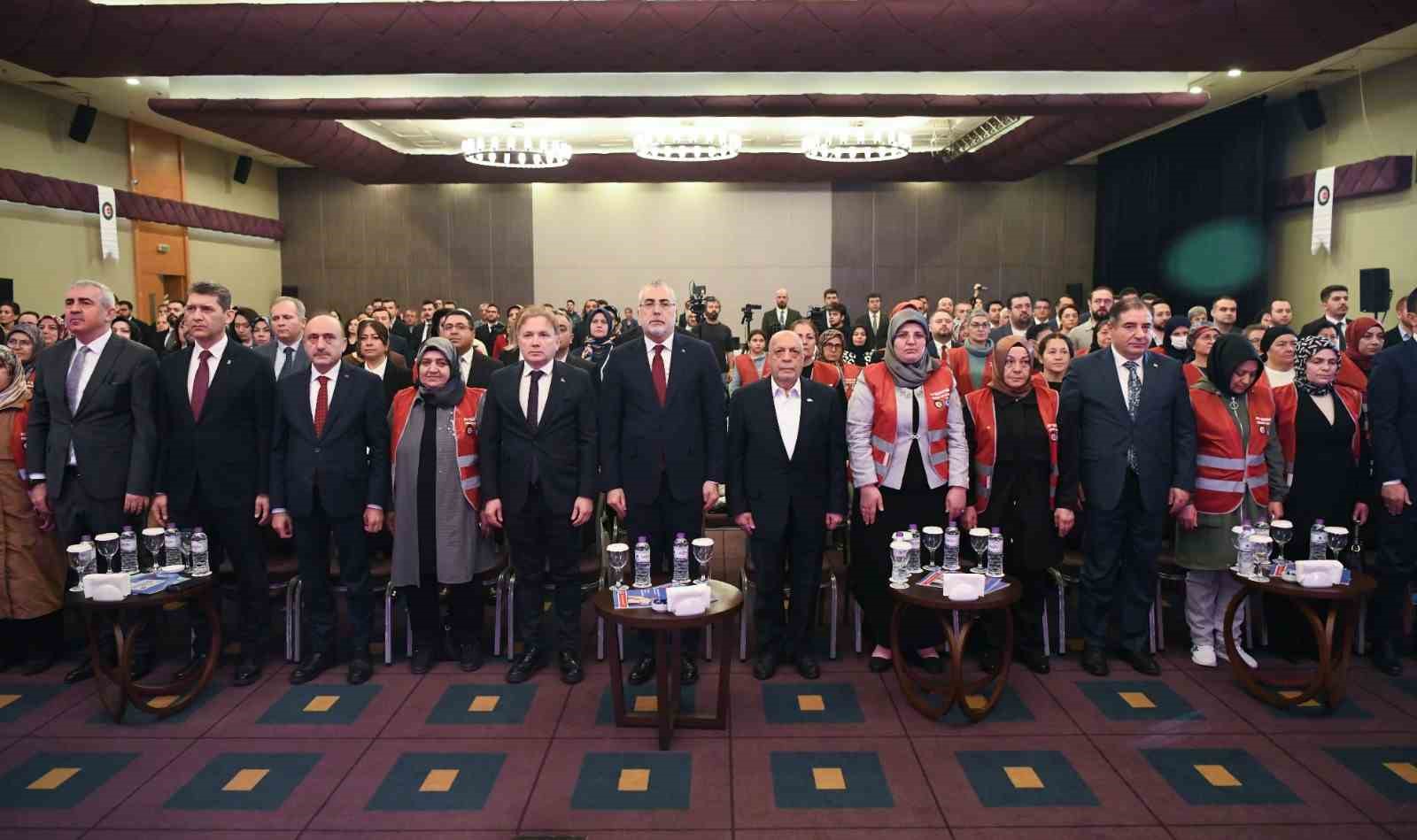 Bakan Işıkhan: "Ülkemizde ev hizmetlerinde çalışanlar, 4857 sayılı İş Kanunu’nun kapsamı dışında tutulmuştur"
