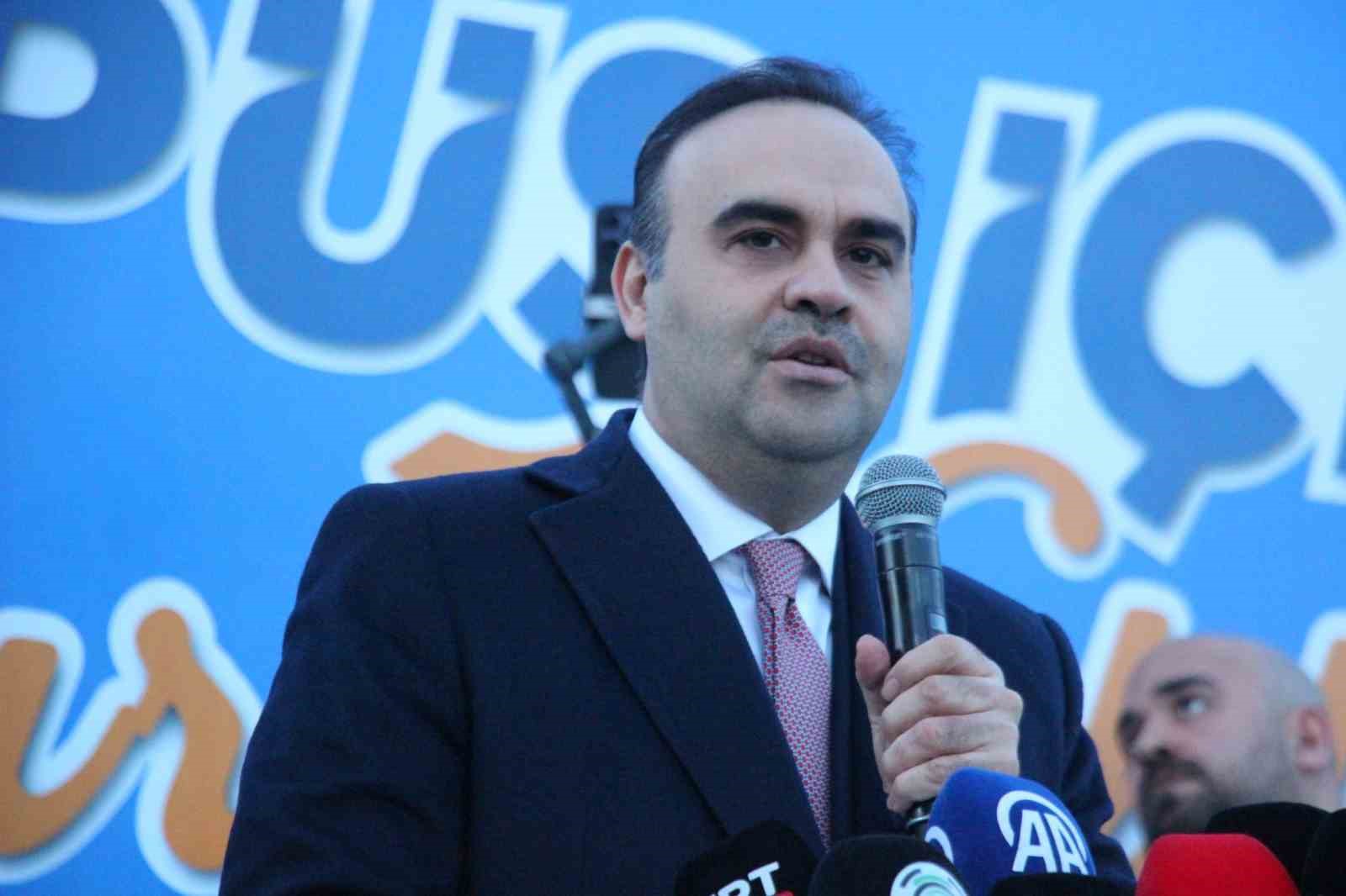 Bakan Kacır, Kocaeli’de üniversite öğrencileriyle iftarda buluştu
Bakan Kacır, Kocaeli’de üniversite öğrencileriyle iftarda buluştu