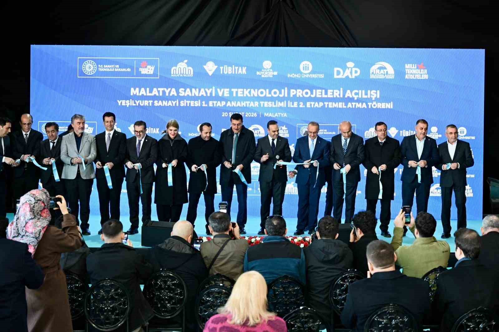 Bakan Kacır: "Teknoloji üreten ve geliştiren Türkiye idealini gerçeğe dönüştürdük"
Bakan Kacır: "Teknoloji üreten ve geliştiren Türkiye idealini gerçeğe dönüştürdük"