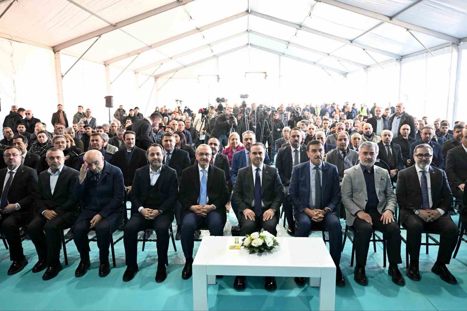 Bakan Kacır: "Teknoloji üreten ve geliştiren Türkiye idealini gerçeğe dönüştürdük"
Bakan Kacır: "Teknoloji üreten ve geliştiren Türkiye idealini gerçeğe dönüştürdük"