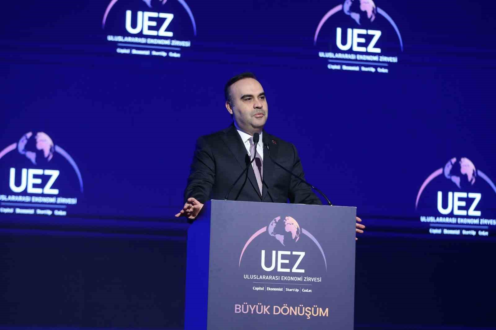 Bakan Kacır: "Türkiye başka hiçbir ülkenin başaramadığı bir ihracat kabiliyeti seviyesine erişti"
