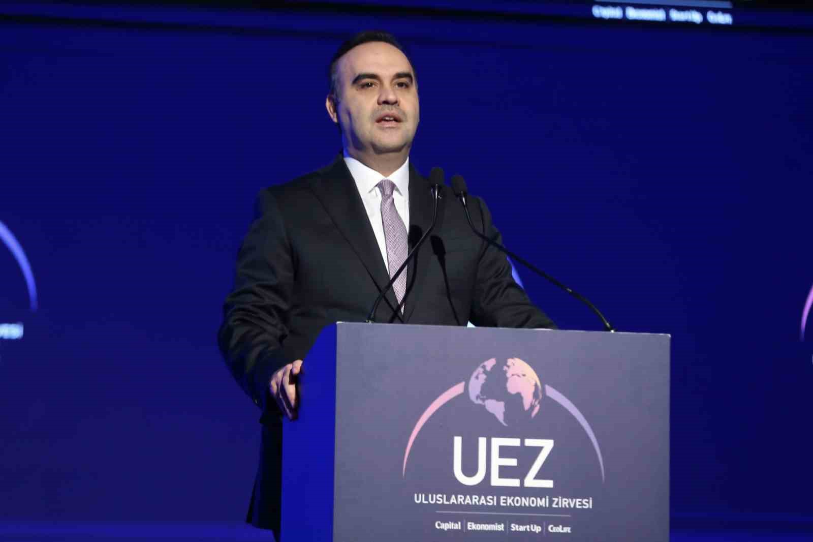 Bakan Kacır: "Türkiye başka hiçbir ülkenin başaramadığı bir ihracat kabiliyeti seviyesine erişti"
