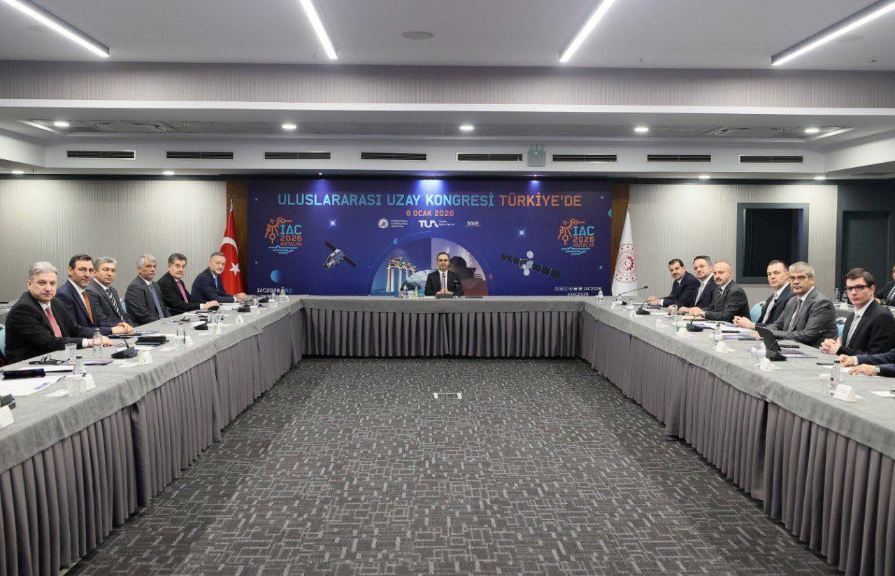 Bakan Kacır: "Türkiye’nin uzay teknolojilerindeki yükselişini dünyaya duyuracak dev bir etkinliğe imza atacağız"
