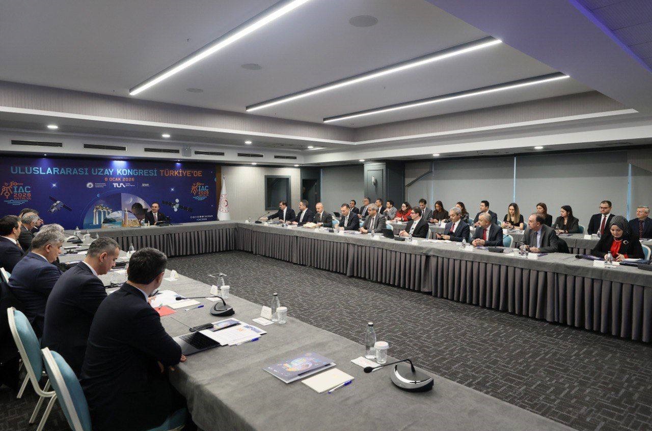 Bakan Kacır: "Türkiye’nin uzay teknolojilerindeki yükselişini dünyaya duyuracak dev bir etkinliğe imza atacağız"
