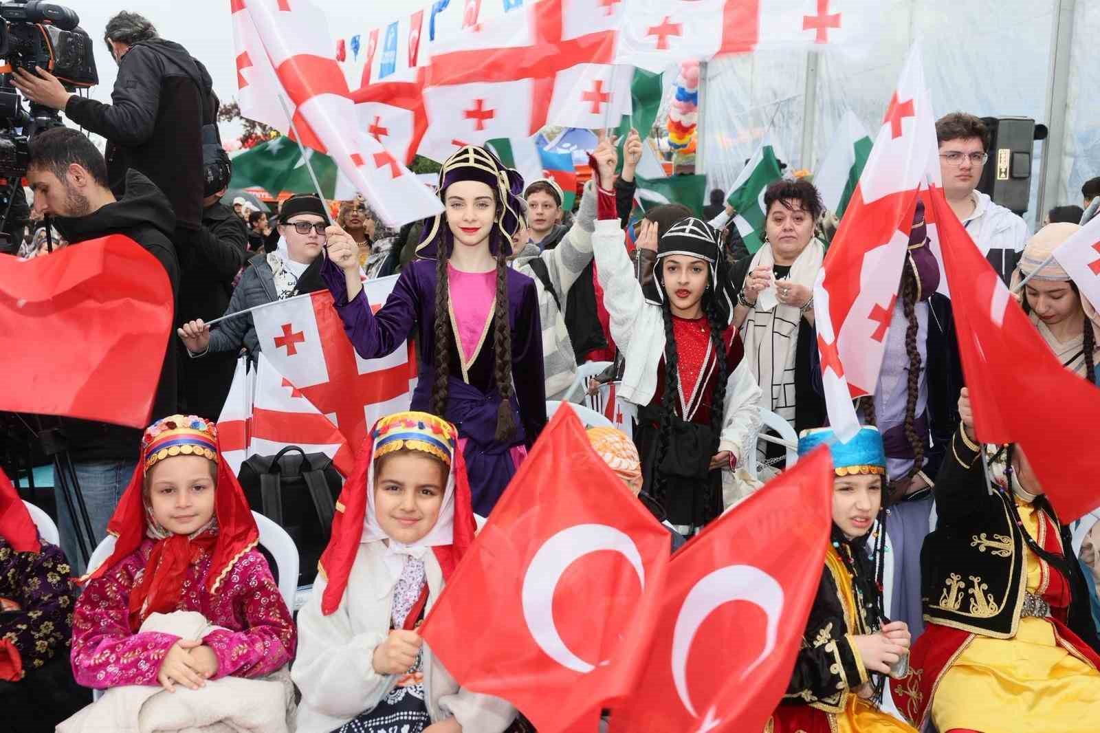 Bakan Kacır’dan Esenler’e müjde: "İlçeye muhteşem bir teknopark kazandırıyoruz"
