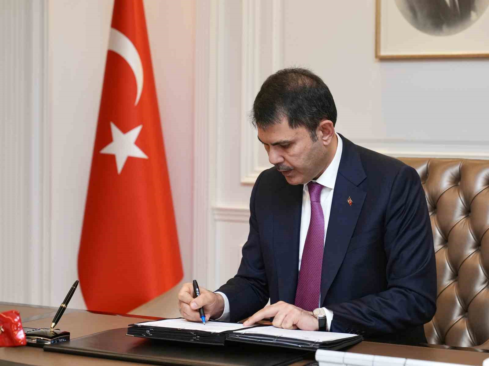 Bakan Kurum: "Bu başarı hikayesini sonuna kadar izlemek isteyeceksiniz"
