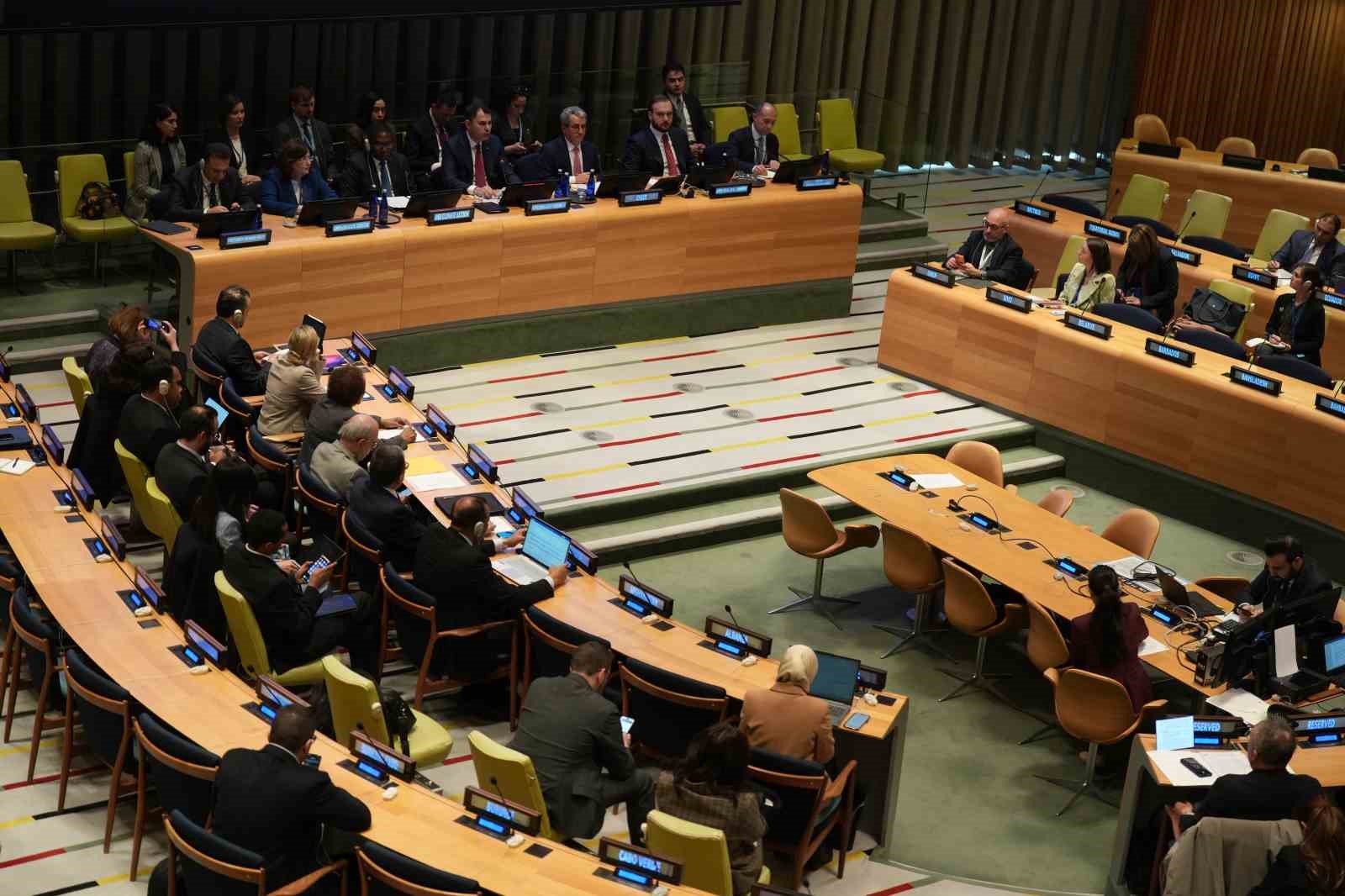 Bakan Kurum: "COP31 Başkanlığı olarak tüm insanlık için harekete geçiyoruz"
Bakan Kurum: "COP31 Başkanlığı olarak tüm insanlık için harekete geçiyoruz"