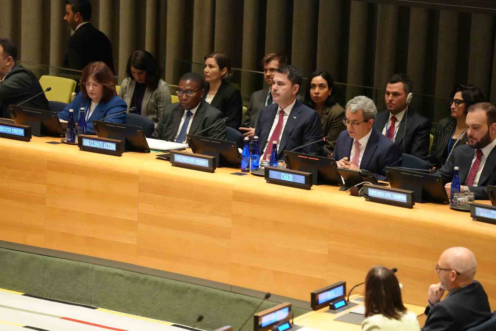 Bakan Kurum: "COP31 Başkanlığı olarak tüm insanlık için harekete geçiyoruz"
Bakan Kurum: "COP31 Başkanlığı olarak tüm insanlık için harekete geçiyoruz"