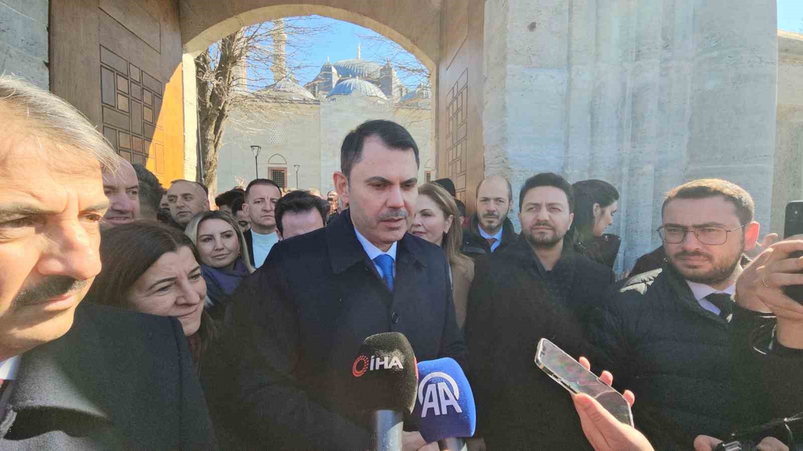 Bakan Kurum, restorasyonu tamamlanan Selimiye Camii’ni ziyaret etti
Bakan Kurum, restorasyonu tamamlanan Selimiye Camii’ni ziyaret etti