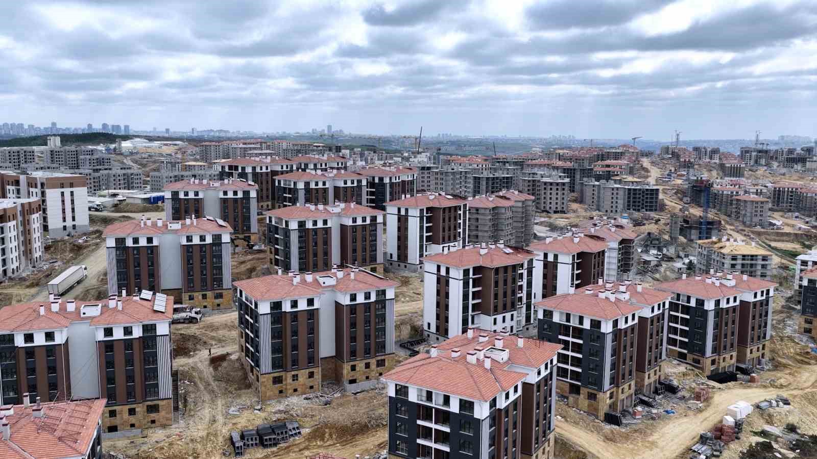 Bakan Kurum, Sazlıbosna’daki ‘İlk Evim’ Projesi’ konutlarını paylaştı
Bakan Kurum, Sazlıbosna’daki ‘İlk Evim’ Projesi’ konutlarını paylaştı