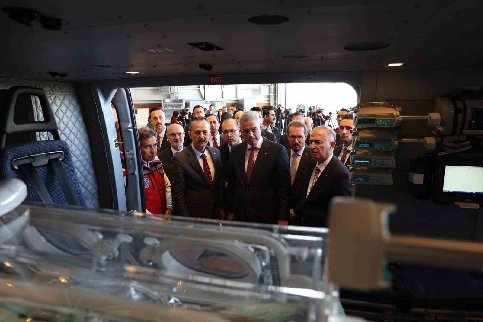 Bakan Memişoğlu: "GÖKBEY, devletimizin şefkat eli olacak"
Bakan Memişoğlu: "GÖKBEY, devletimizin şefkat eli olacak"