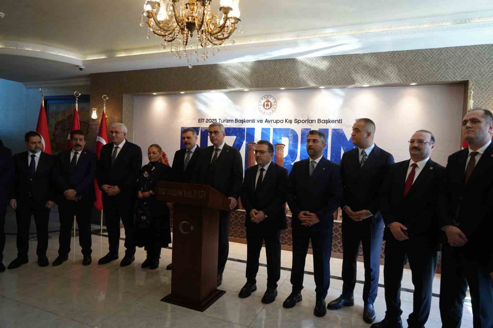 Bakan Memişoğlu: "Sağlık hizmetlerinin daha iyi olması için neler yapacağımızı yerinde değerlendirmek için buradayız"
